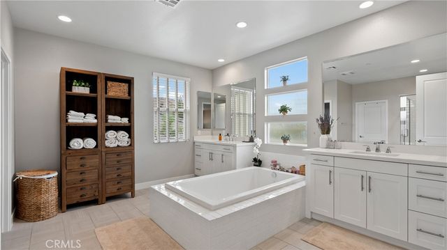 25041 Aspen Falls, Canyon Country, CA 91387