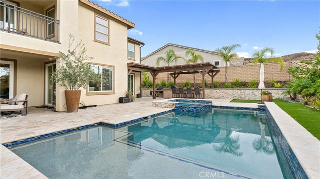 25041 Aspen Falls, Canyon Country, CA 91387