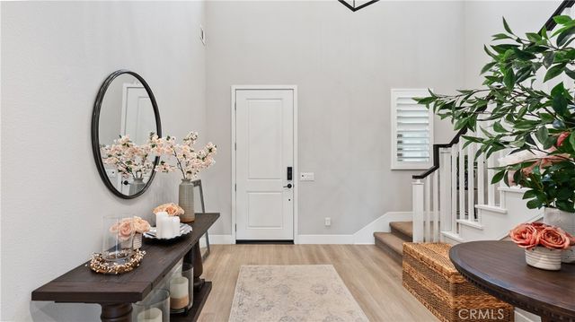 25041 Aspen Falls, Canyon Country, CA 91387