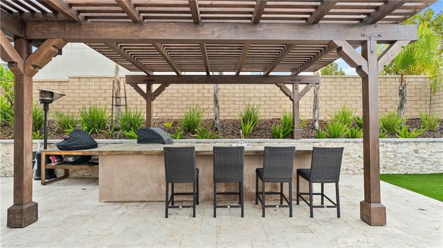 25041 Aspen Falls, Canyon Country, CA 91387