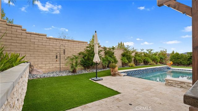 25041 Aspen Falls, Canyon Country, CA 91387