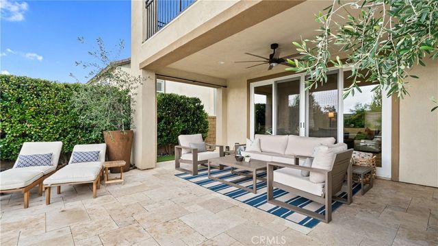 25041 Aspen Falls, Canyon Country, CA 91387