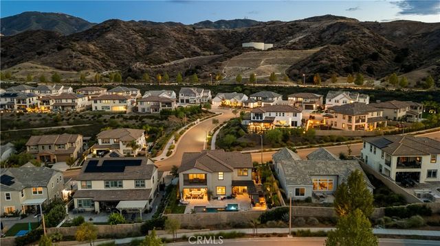 25041 Aspen Falls, Canyon Country, CA 91387