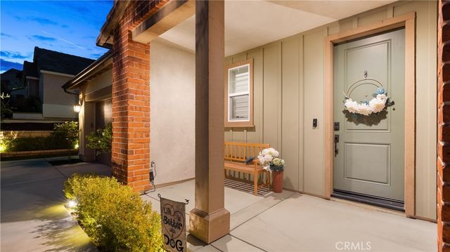 25041 Aspen Falls, Canyon Country, CA 91387