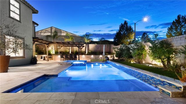 25041 Aspen Falls, Canyon Country, CA 91387