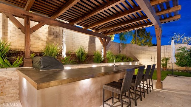 25041 Aspen Falls, Canyon Country, CA 91387