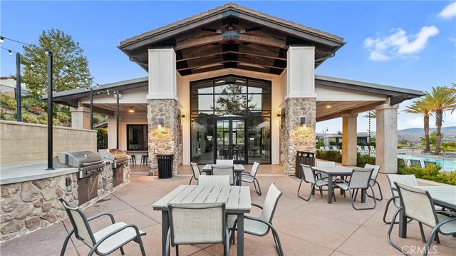25041 Aspen Falls, Canyon Country, CA 91387