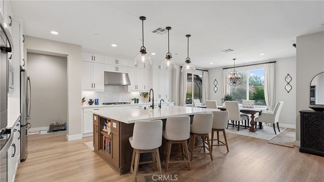 25041 Aspen Falls, Canyon Country, CA 91387