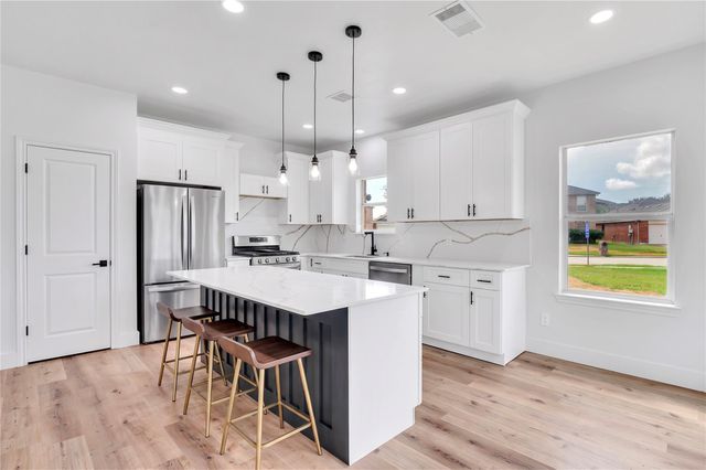 4503 Regal Drive, Baytown, TX 77521