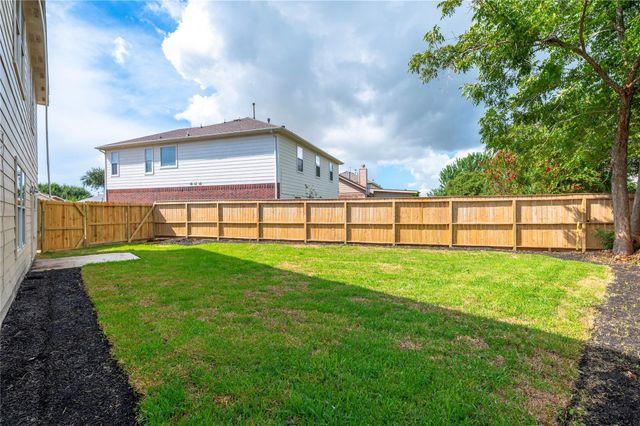 4503 Regal Drive, Baytown, TX 77521