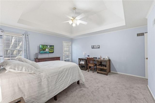 11606 Hemlock Street, Overland Park, KS 66210