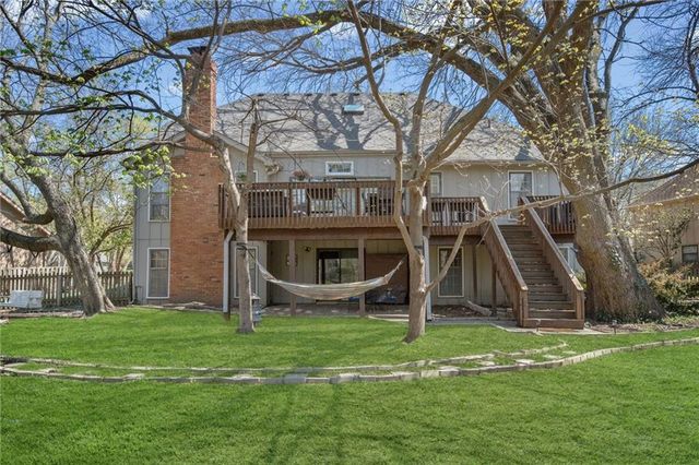 11606 Hemlock Street, Overland Park, KS 66210