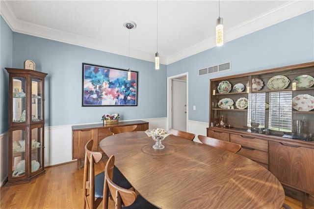 11606 Hemlock Street, Overland Park, KS 66210