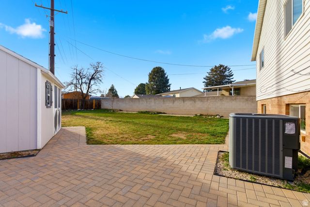 7588 S JORDAN DALE RD, West Jordan, UT 84084