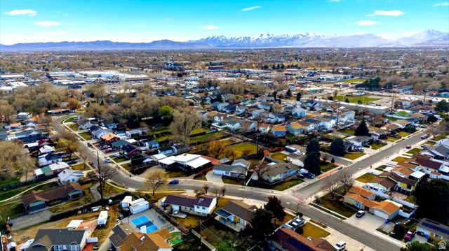 7588 S JORDAN DALE RD, West Jordan, UT 84084