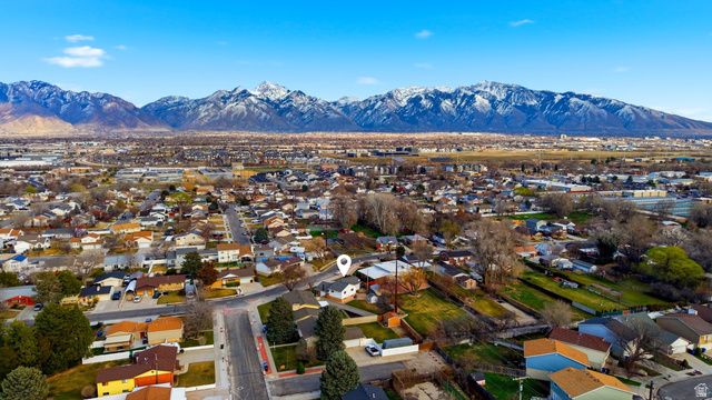 7588 S JORDAN DALE RD, West Jordan, UT 84084