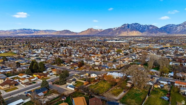 7588 S JORDAN DALE RD, West Jordan, UT 84084