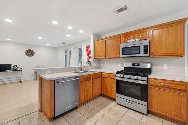 6626 Stonecross Creek Lane, Katy, TX 77449