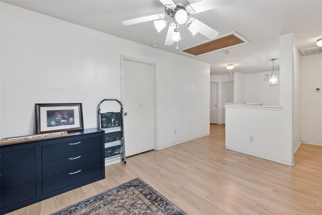 6626 Stonecross Creek Lane, Katy, TX 77449