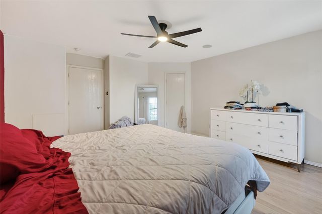 6626 Stonecross Creek Lane, Katy, TX 77449