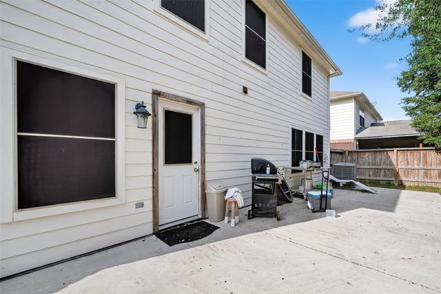 6626 Stonecross Creek Lane, Katy, TX 77449