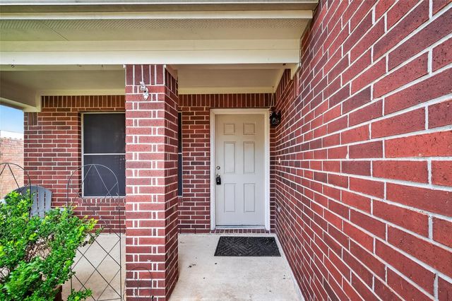 6626 Stonecross Creek Lane, Katy, TX 77449