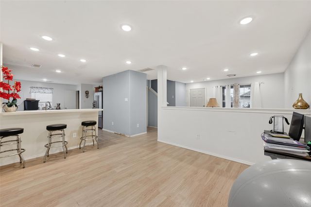 6626 Stonecross Creek Lane, Katy, TX 77449