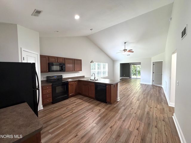 10634 River Oaks Drive, Perrysburg, OH 43551