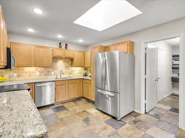 10117 High Bluff Drive, Fort Worth, TX 76108