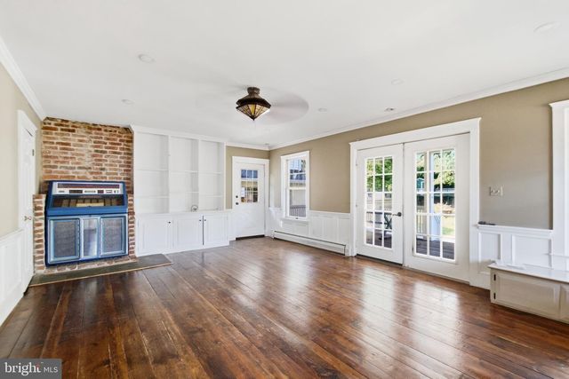 6012 CLAMES DR, Alexandria, VA 22310