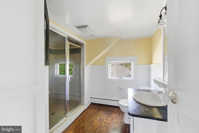 6012 CLAMES DR, Alexandria, VA 22310