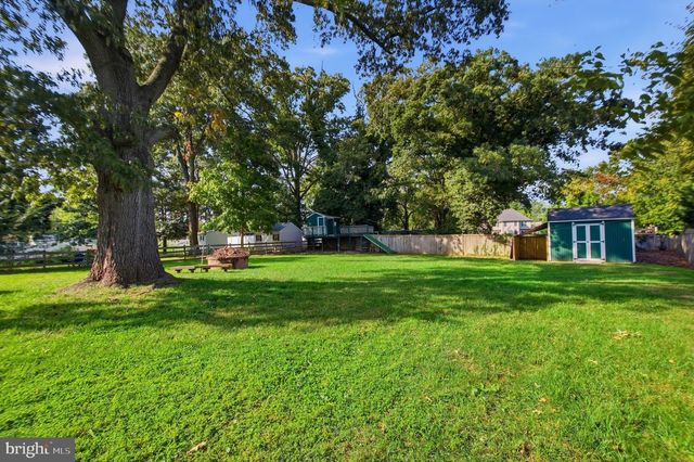 6012 CLAMES DR, Alexandria, VA 22310