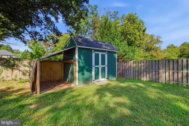 6012 CLAMES DR, Alexandria, VA 22310
