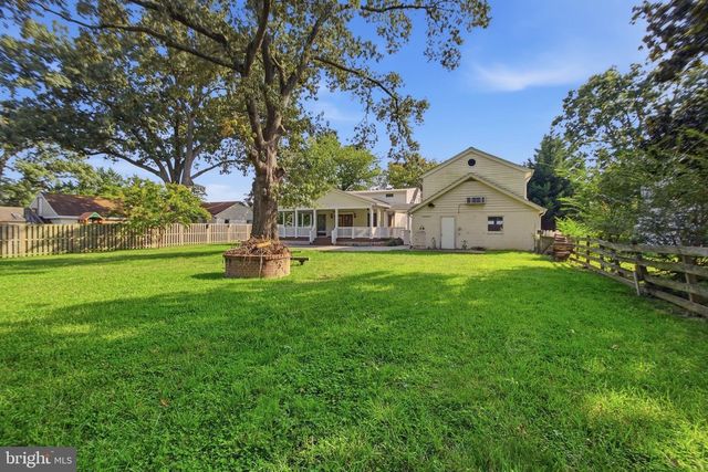 6012 CLAMES DR, Alexandria, VA 22310