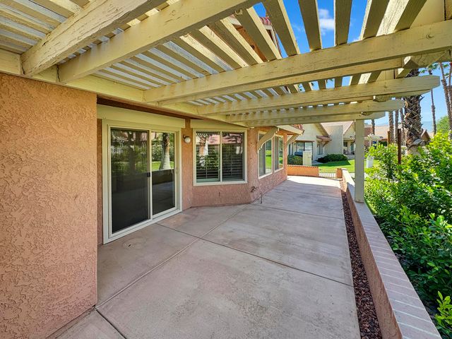 42215 Sultan Avenue, Palm Desert, CA 92211