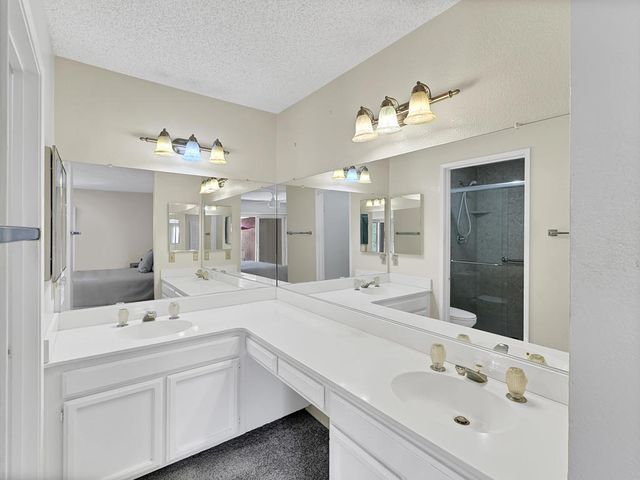 42215 Sultan Avenue, Palm Desert, CA 92211