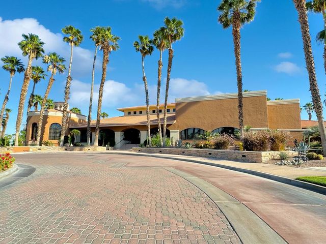 42215 Sultan Avenue, Palm Desert, CA 92211