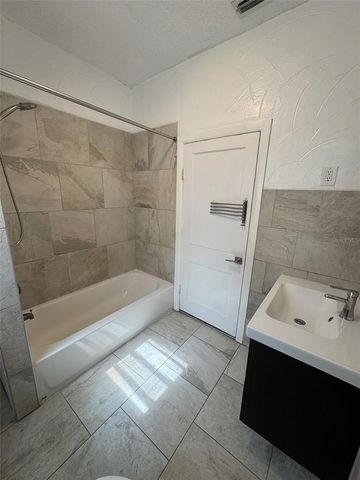 8516 N 12TH STREET, Tampa, FL 33604