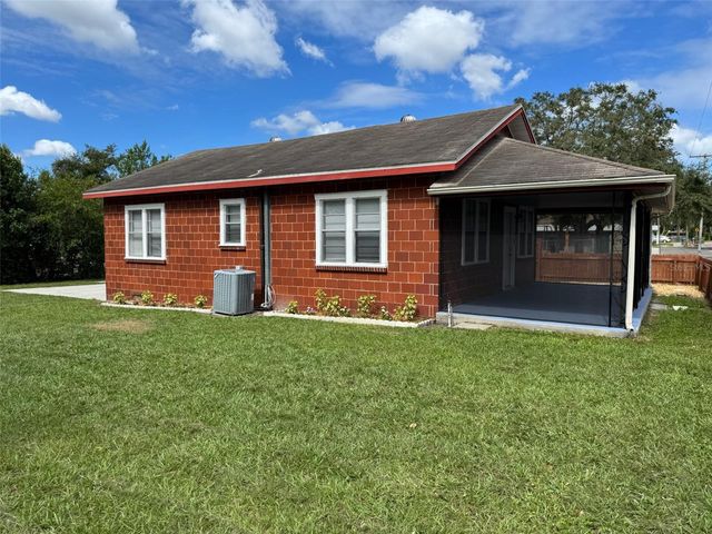 8516 N 12TH STREET, Tampa, FL 33604