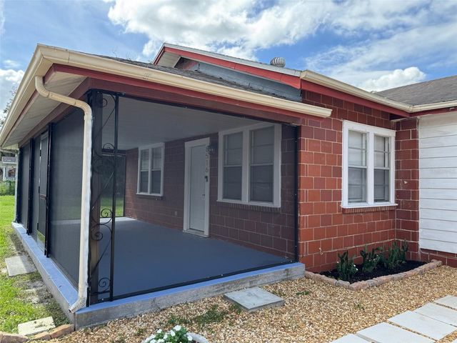 8516 N 12TH STREET, Tampa, FL 33604