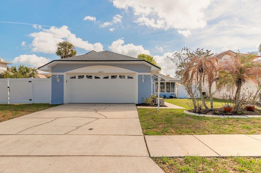 Image 2 of property listing at 6231 POPLAR GROVE DRIVE, Port Orange, FL 32127