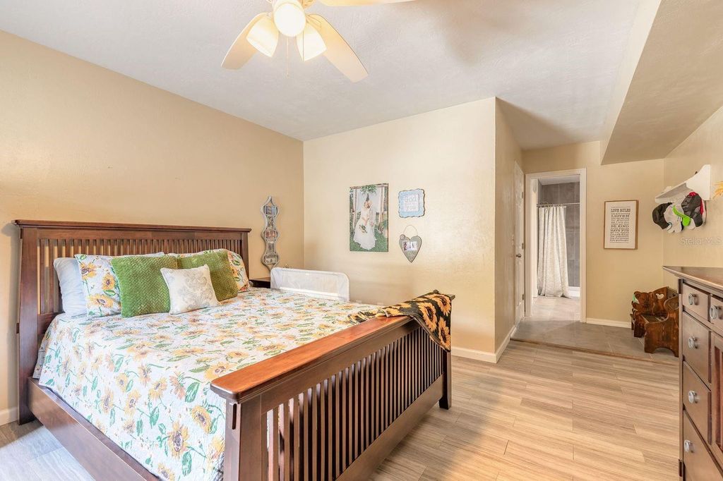 Image 21 of property listing at 6231 POPLAR GROVE DRIVE, Port Orange, FL 32127