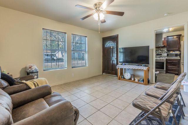 2618 S 24th Street, Waco, TX 76706