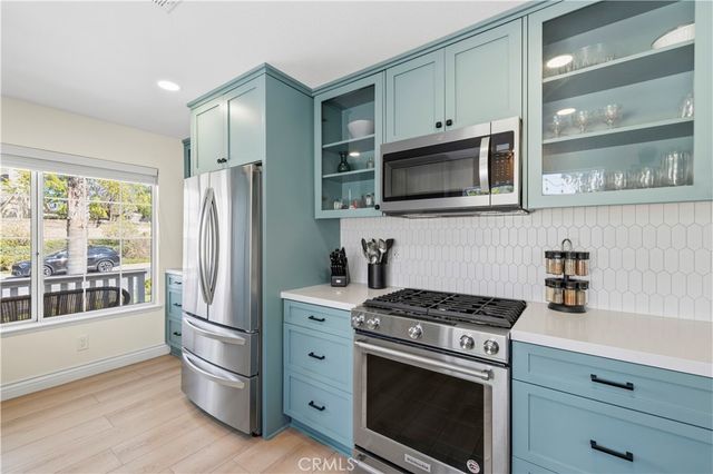 27209 Bidwell Lane, Valencia, CA 91354