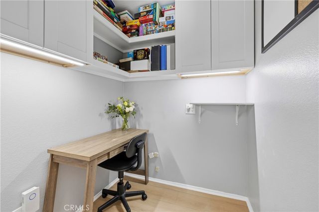 27209 Bidwell Lane, Valencia, CA 91354