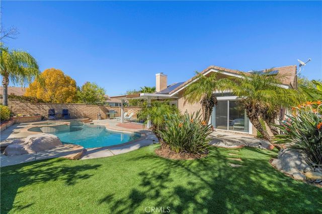 27209 Bidwell Lane, Valencia, CA 91354