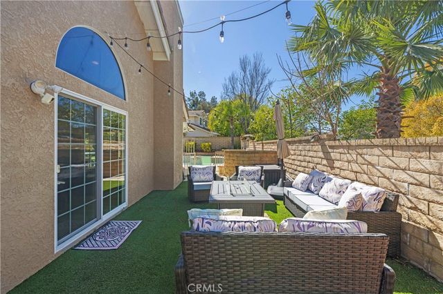 27209 Bidwell Lane, Valencia, CA 91354