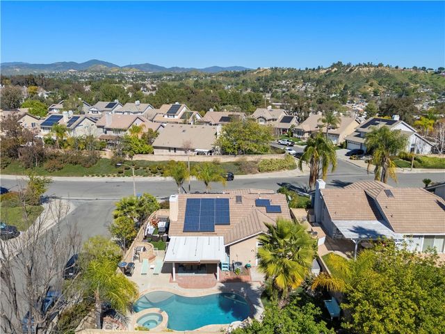 27209 Bidwell Lane, Valencia, CA 91354