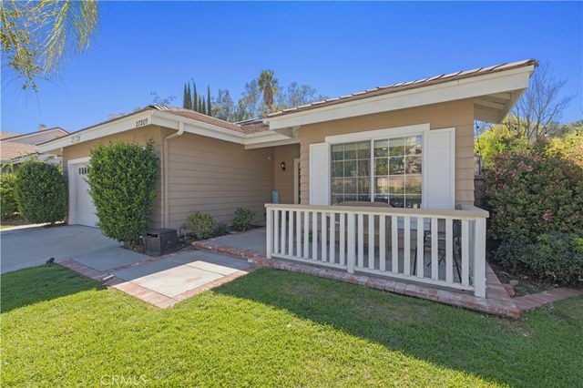 27209 Bidwell Lane, Valencia, CA 91354