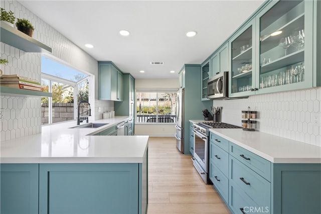 27209 Bidwell Lane, Valencia, CA 91354